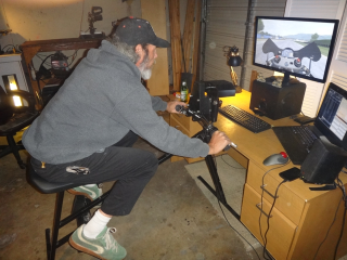 Le contrôleur pour motards gamers particuliers