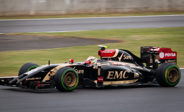E22
